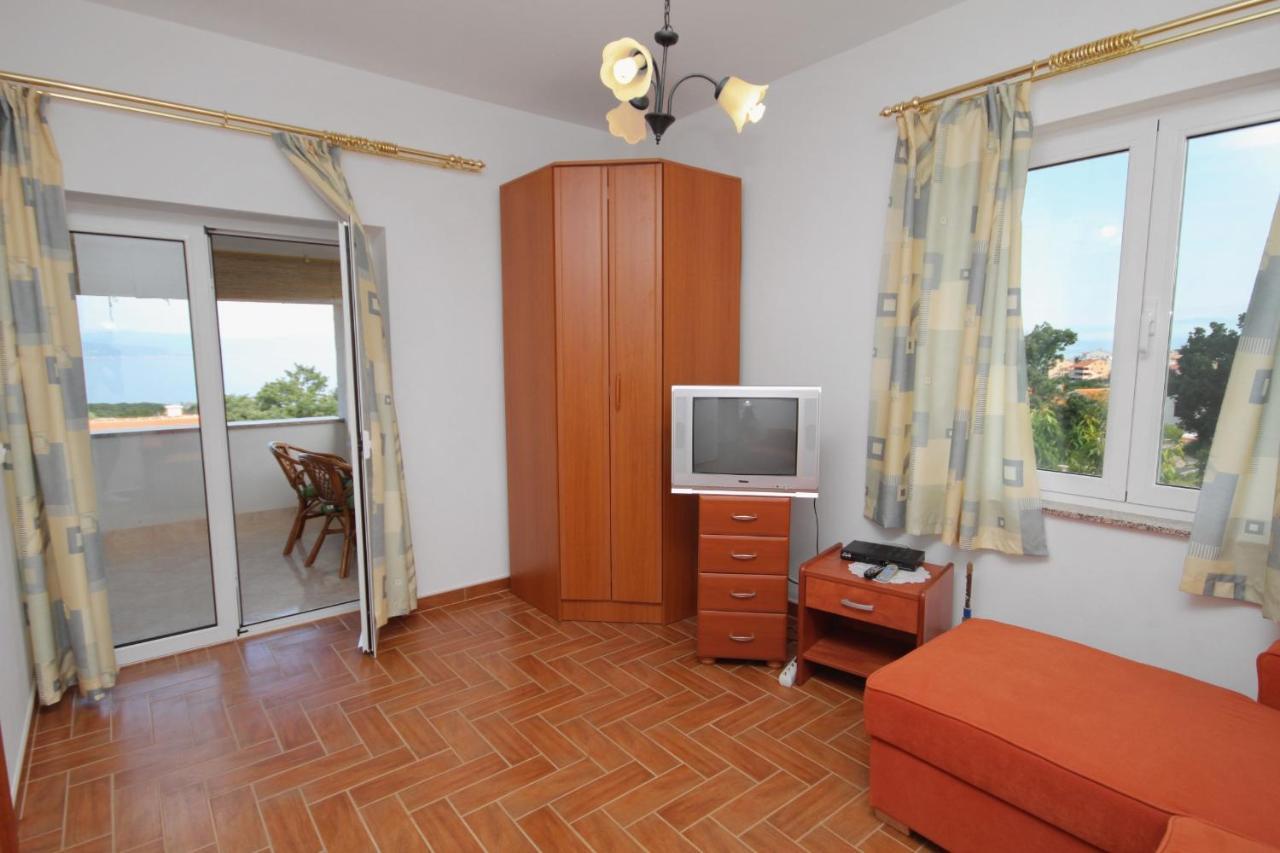 Apartments And Rooms With Parking Space Njivice, Krk - 5458 Exterior photo